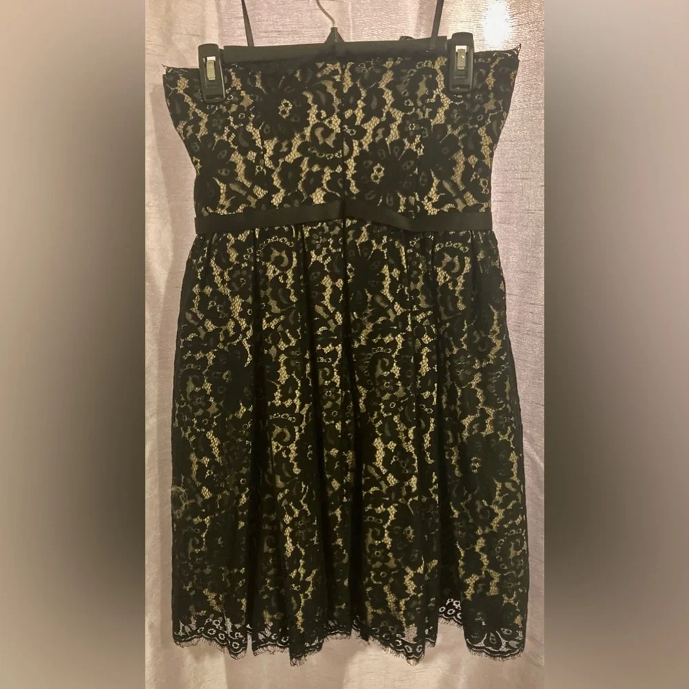 Robert Rodriguez for Target + Neiman Marcus
Holiday collection dress - Picture 5 of 16